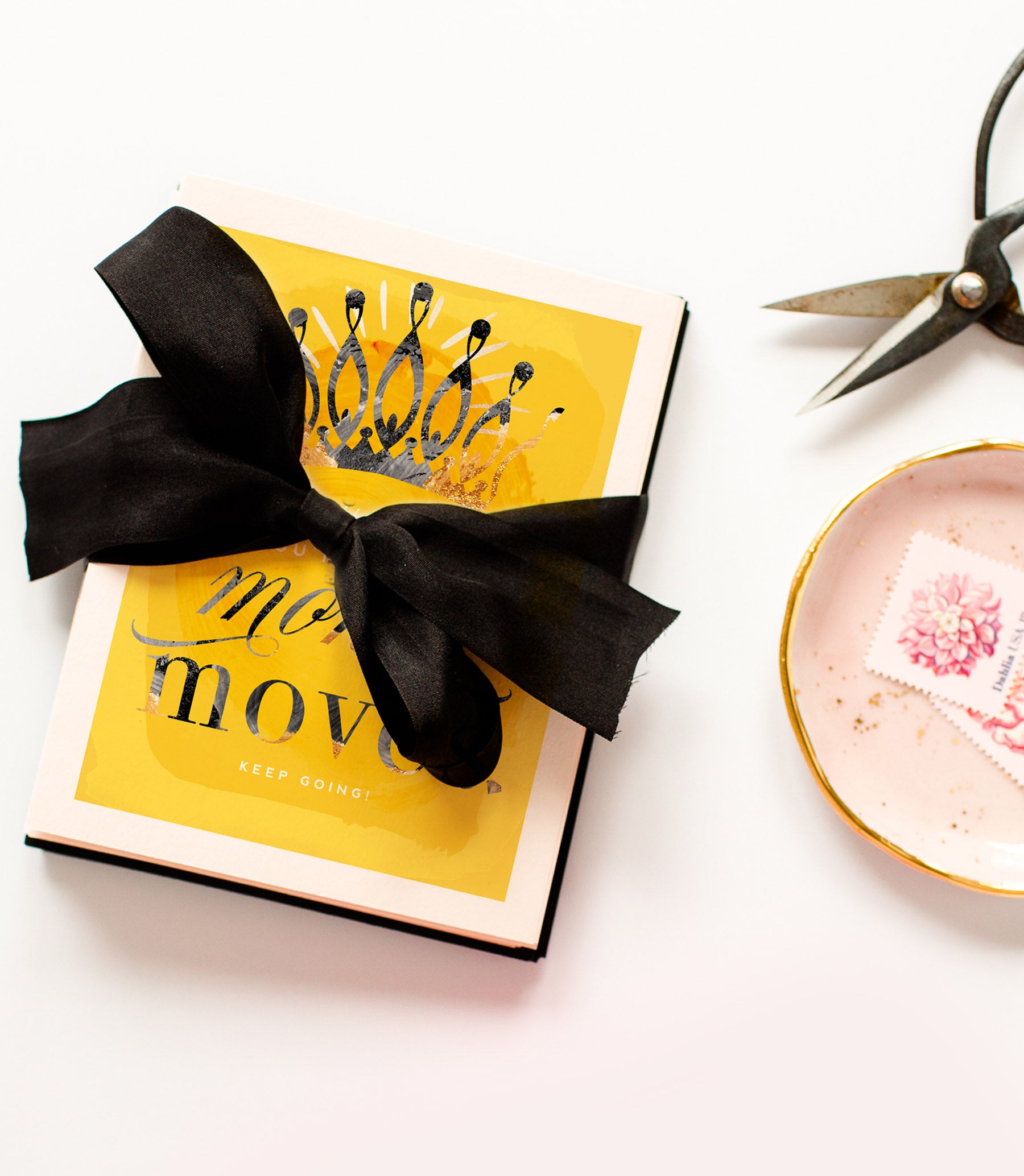 Gaurangi Birthday Greeting Card & Artificial Golden Rose - Birthday Gift  For Boyfriend/Husband/Wife/Girlfriend (Purple) 1 Piece : Amazon.in: Office  Products